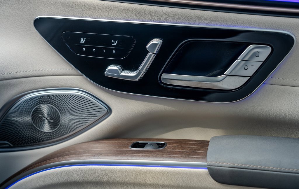 Used 2023 Mercedes-Benz EQS 450+ 4MATIC SUV image 15