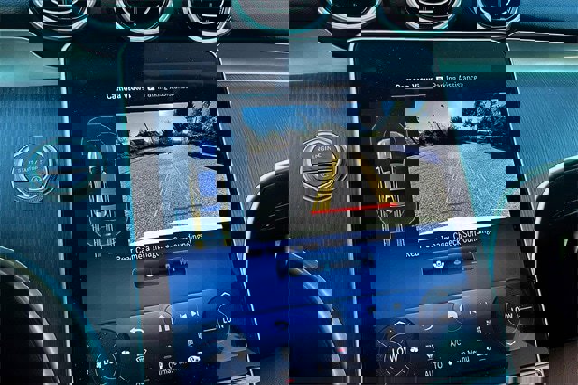 Certified 2025 Mercedes-Benz C 300 4MATIC Sedan image 18