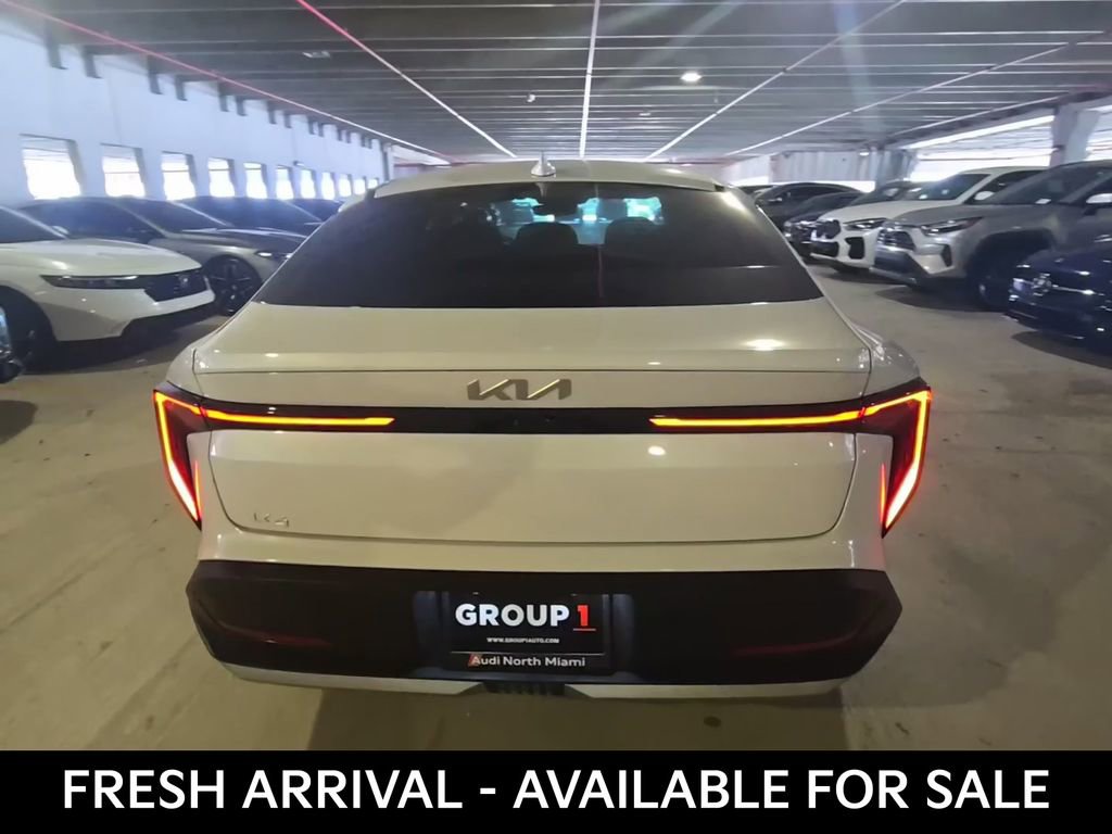 Used 2025 Kia K4 LXS image 4