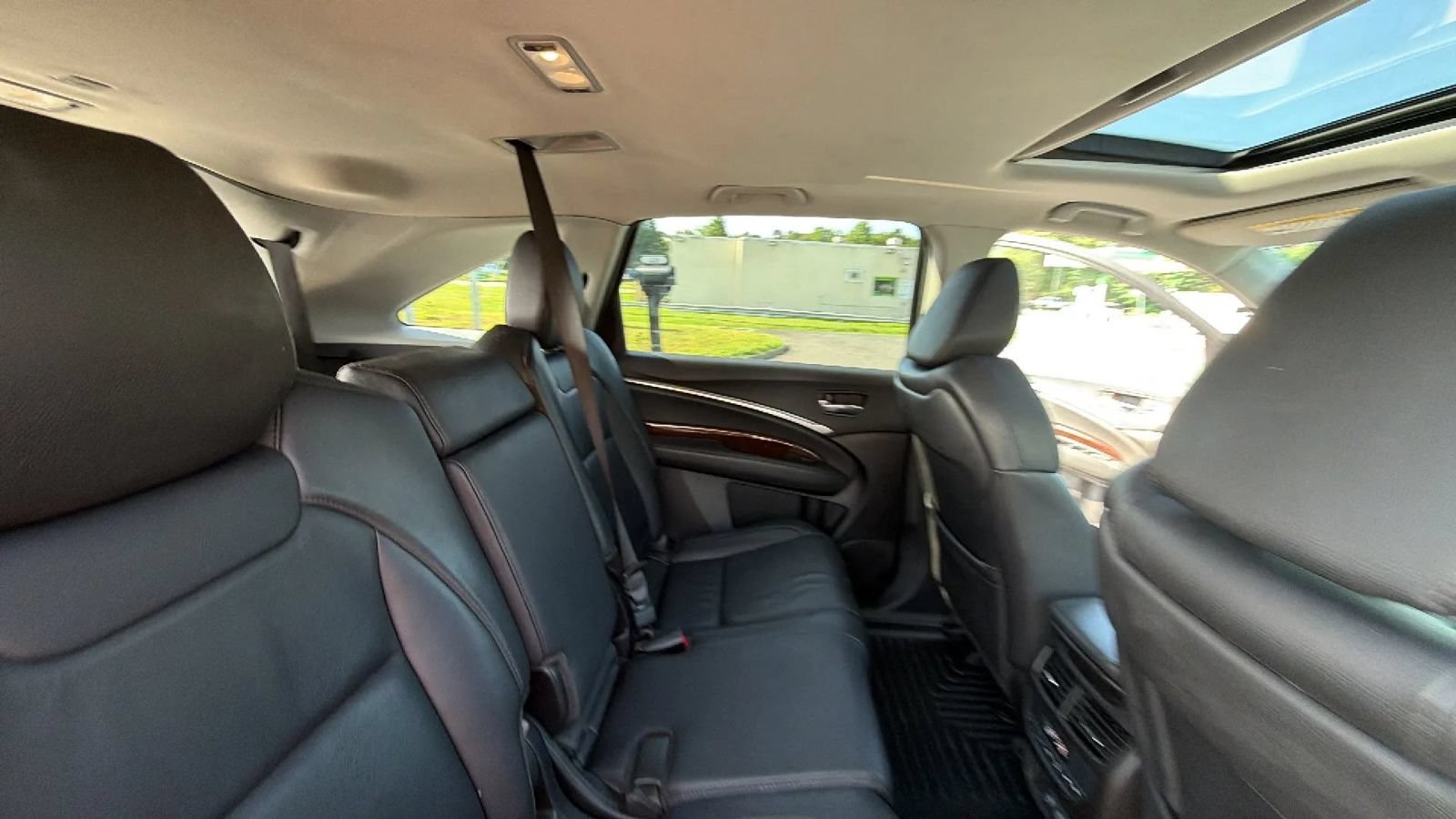 Used 2017 Acura MDX SH-AWD image 52
