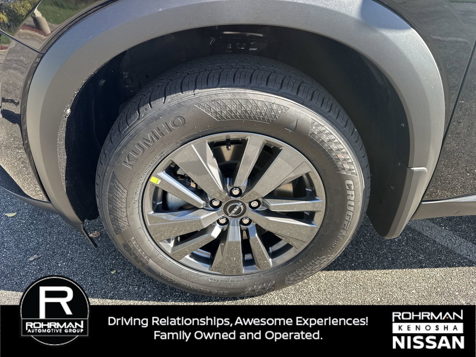 New 2026 Nissan Pathfinder SV AWD/4WD image 3