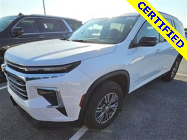 Used 2025 Chevrolet Traverse LT