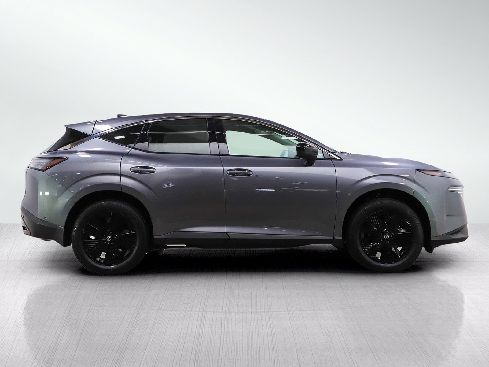 Used 2025 Nissan Murano SV AWD/4WD image 7