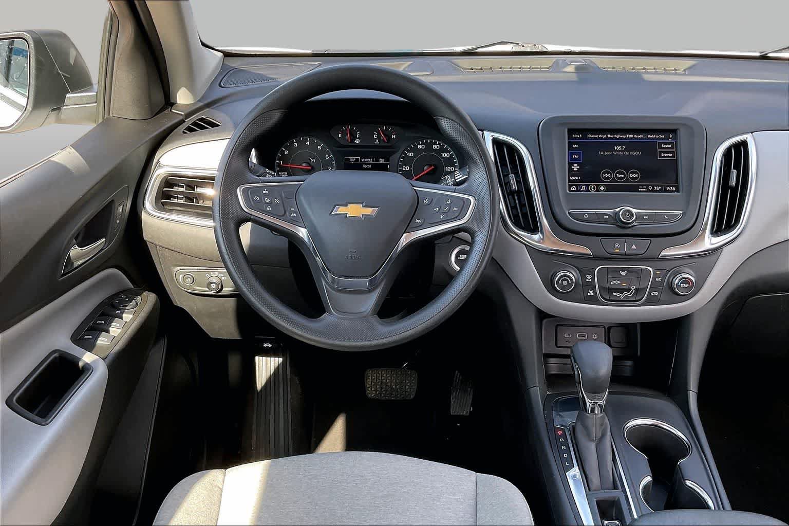 Used 2024 Chevrolet Equinox LS w/ Driver Confidence II Package FWD image 6