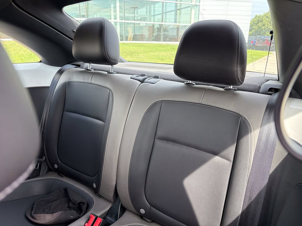 Used 2012 Volkswagen Beetle 2.5 FWD image 11