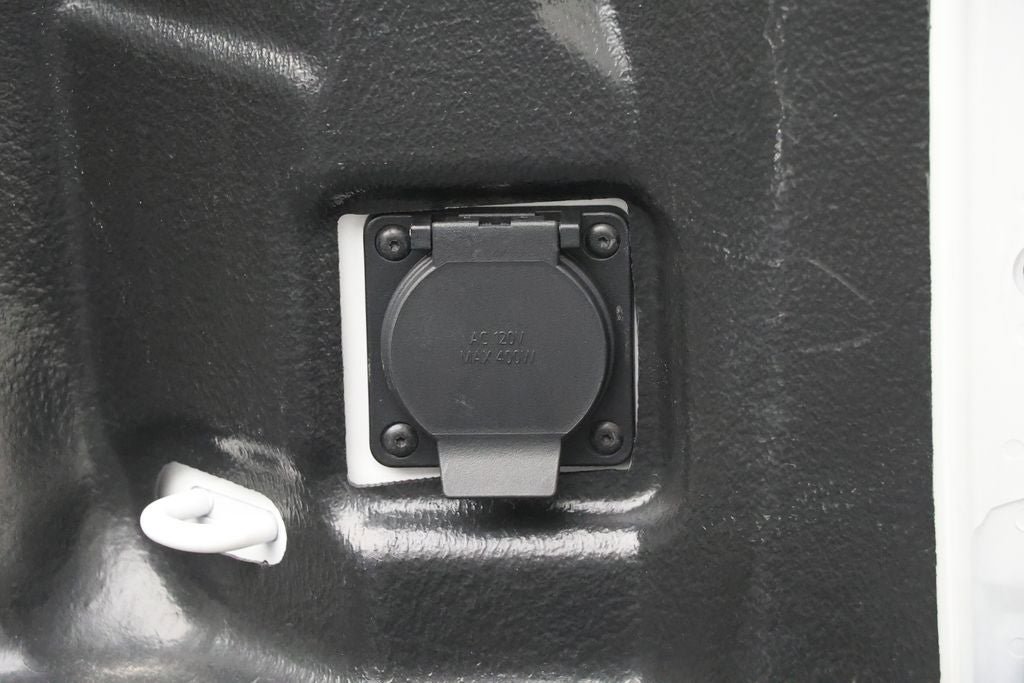 Used 2026 GMC Sierra 1500 SLT AWD/4WD image 11