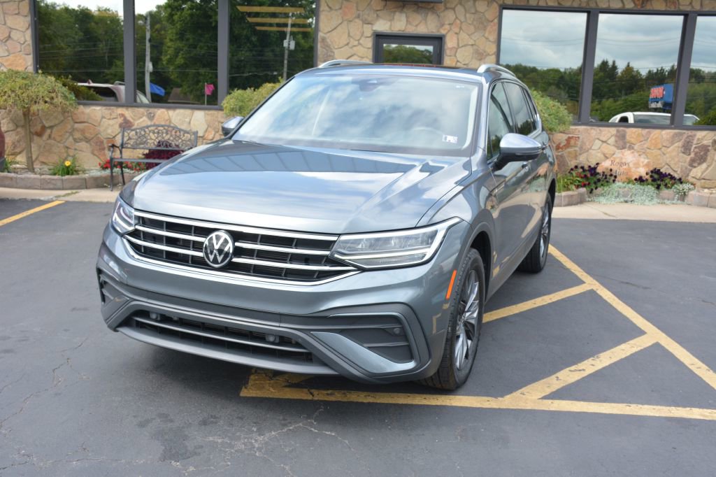 Used 2022 Volkswagen Tiguan SE