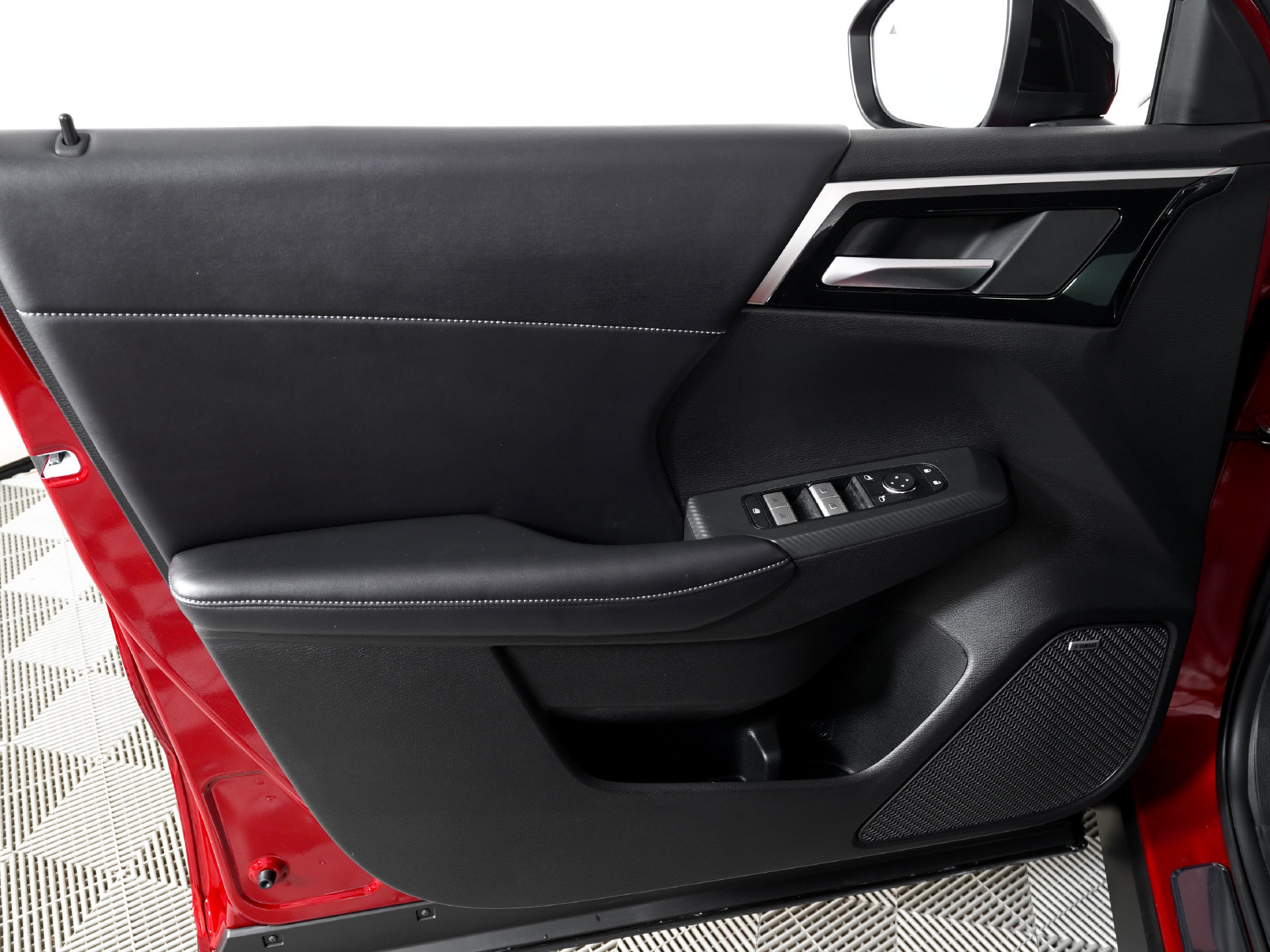 New 2026 Mitsubishi Outlander LE FWD image 10