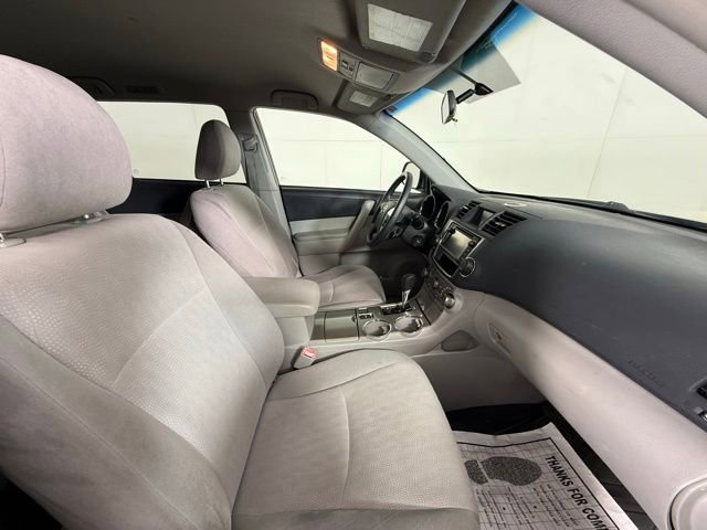 Used 2013 Toyota Highlander FWD image 34