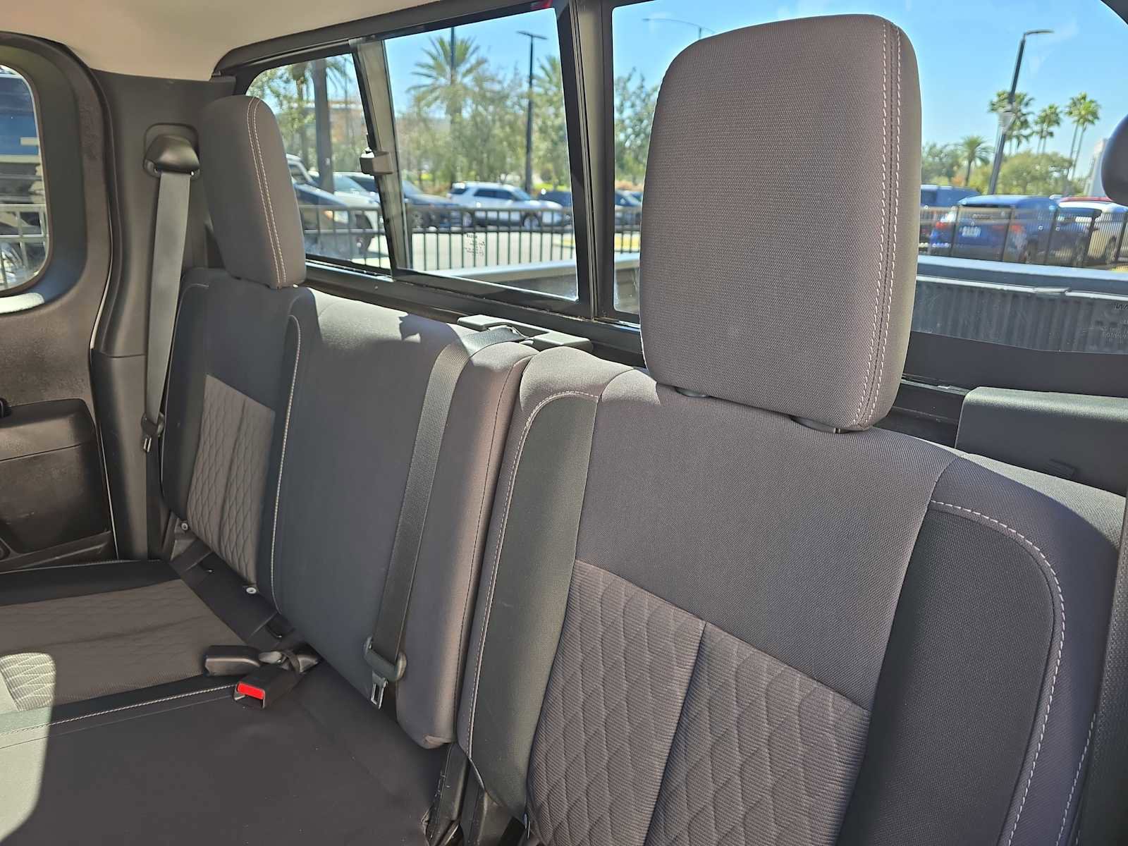 Used 2022 Nissan Titan S image 11