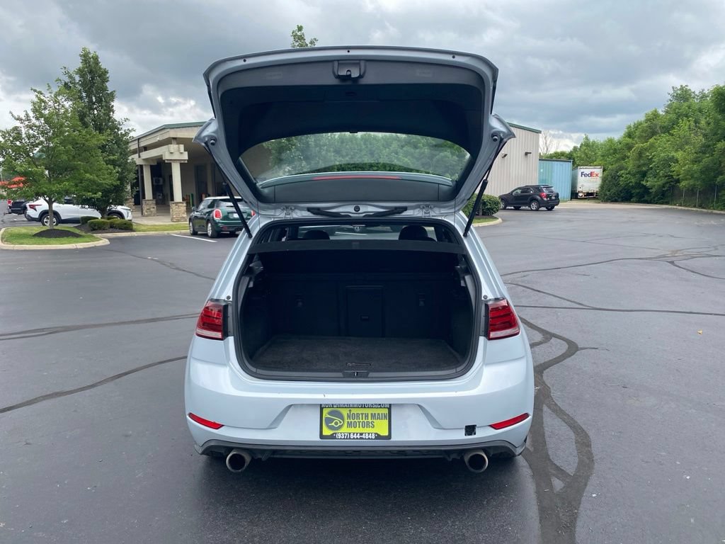 Used 2018 Volkswagen GTI S FWD image 32