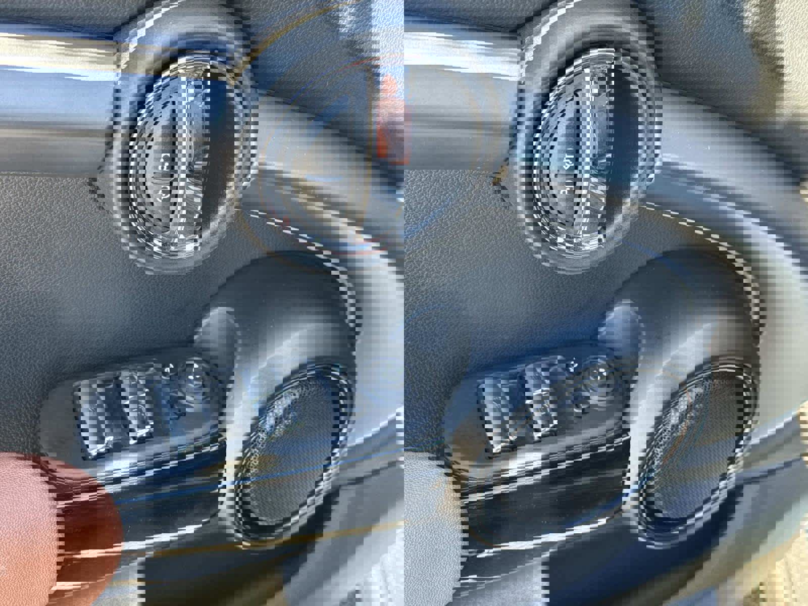 Certified 2023 MINI Cooper S image 13