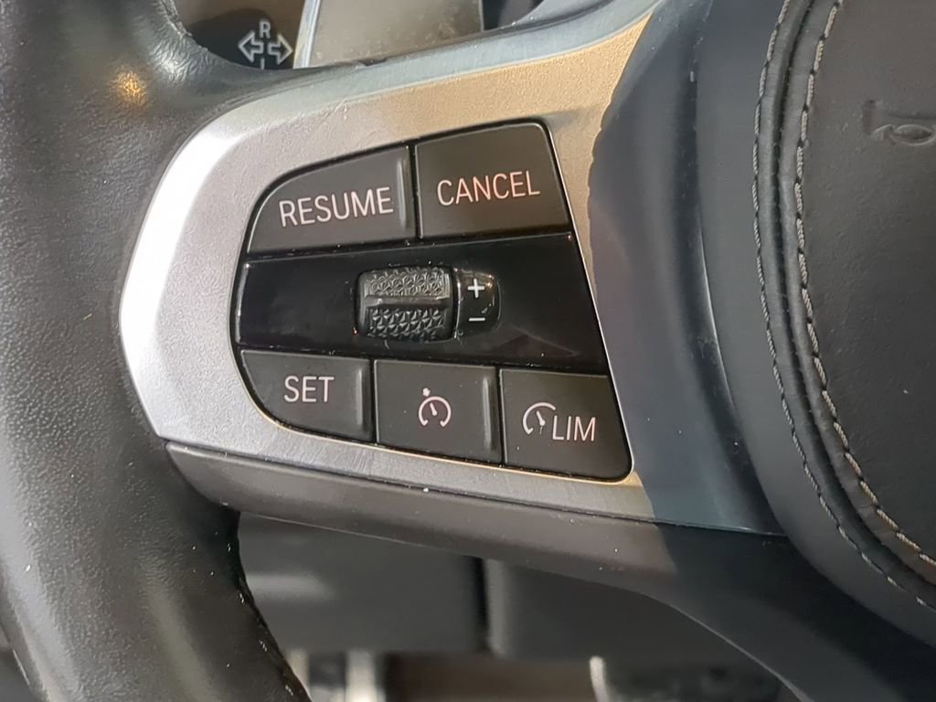 Used 2023 BMW X6 xDrive40i w/ M Sport Package image 39