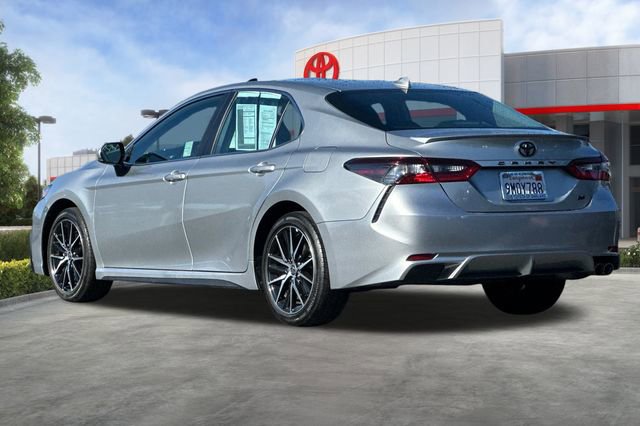 Used 2024 Toyota Camry SE w/ Blackout Package (TMS) image 6