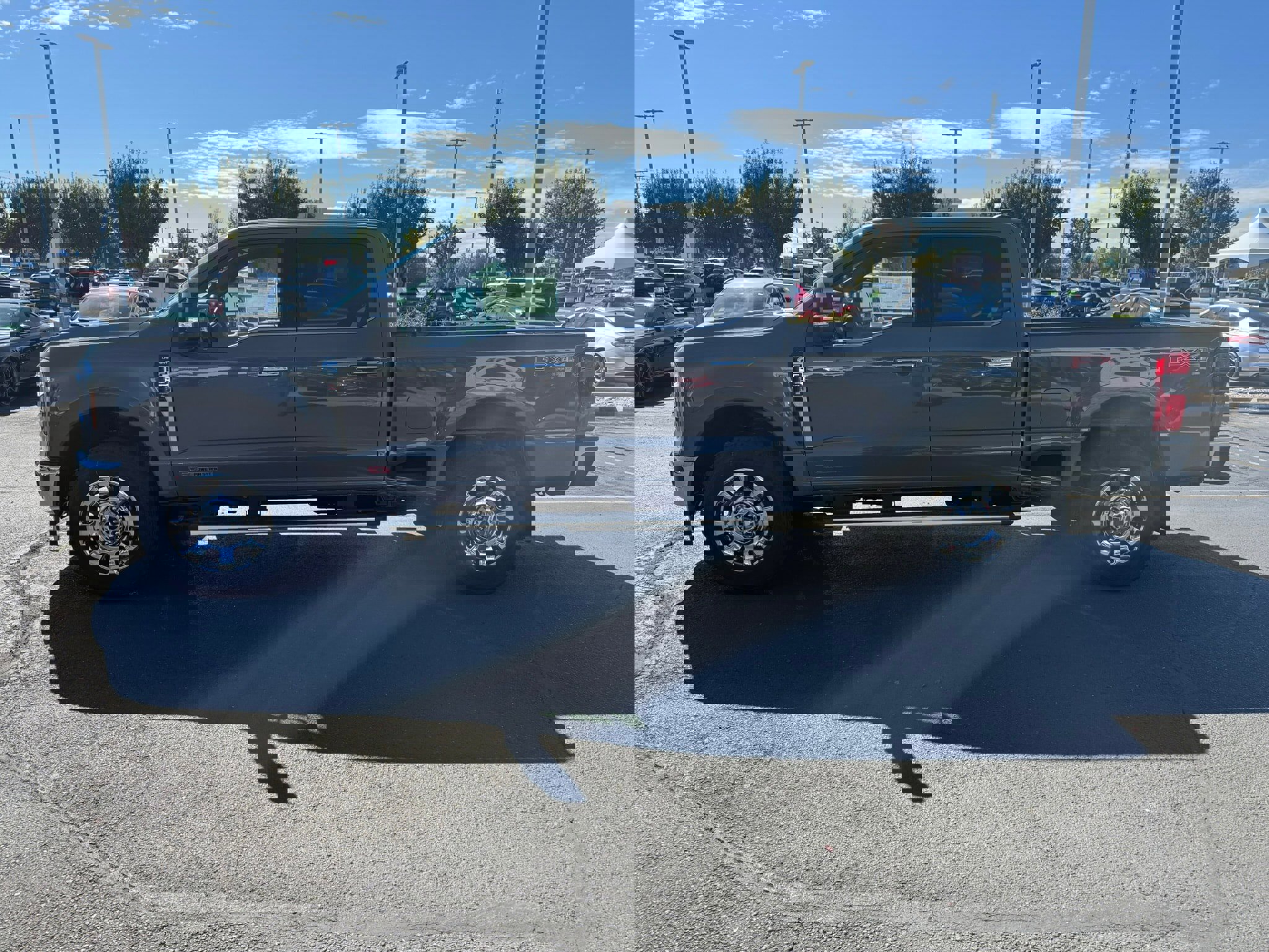 New 2026 Ford F350 Lariat w/ Lariat Premium Package image 6