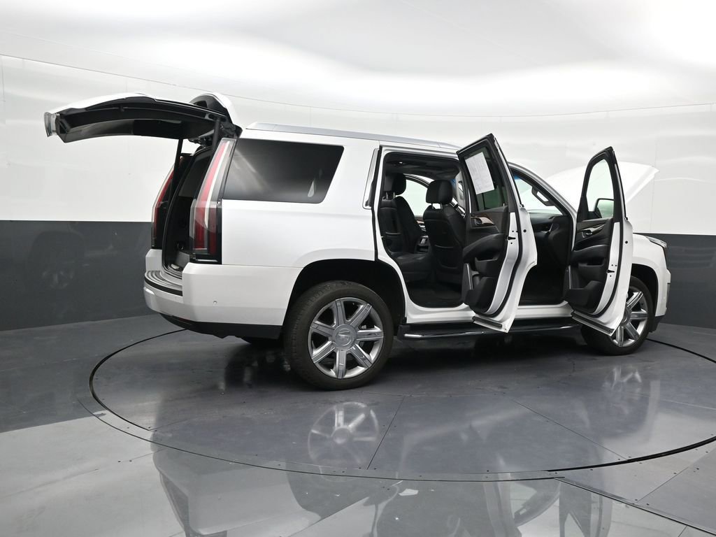 Used 2019 Cadillac Escalade Luxury image 31