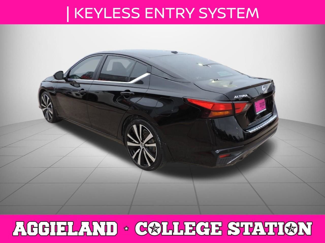 Used 2021 Nissan Altima 2.5 SR w/ SR Premium Package FWD image 6