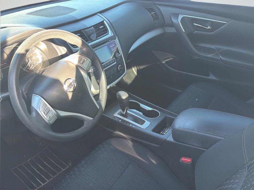 Used 2017 Nissan Altima 2.5 S w/ Power Driver Seat Package FWD image 13