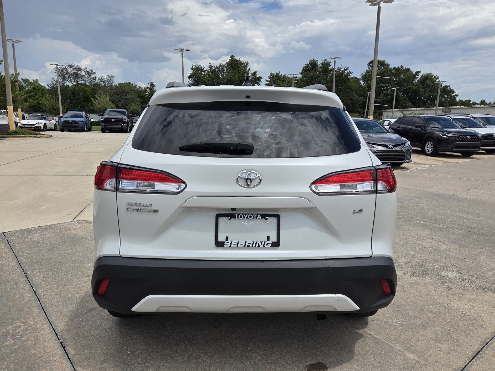Certified 2025 Toyota Corolla Cross LE FWD image 8