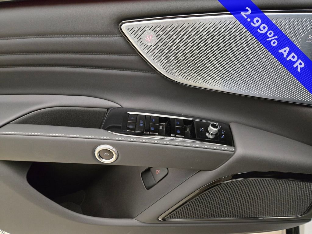New 2025 Maserati Grecale Modena image 29