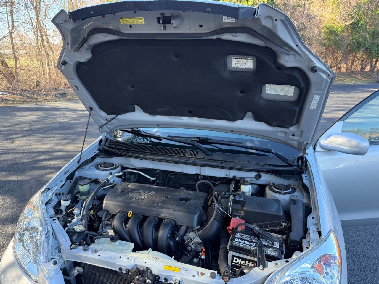 Used 2006 Toyota Matrix XR image 16