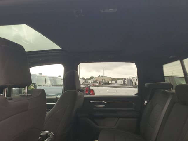 New 2026 RAM 1500 Big Horn AWD/4WD image 9