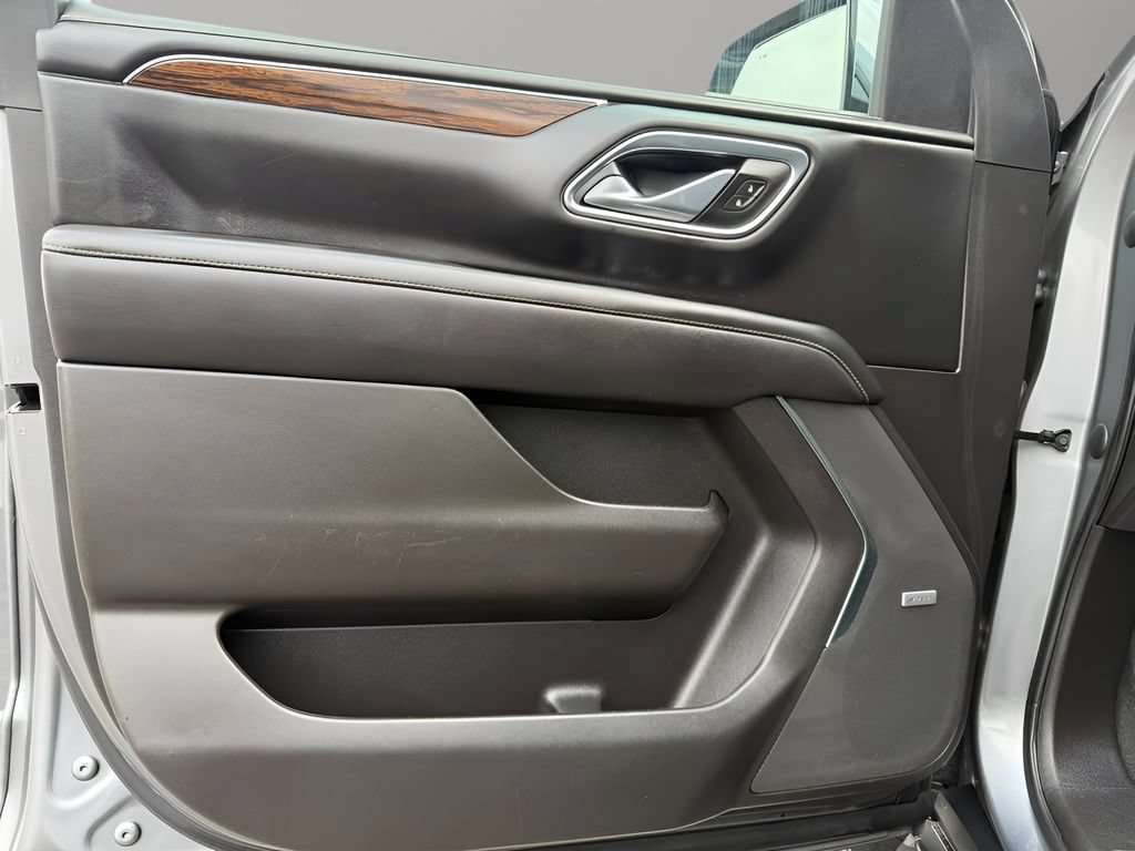 Used 2021 Chevrolet Tahoe Premier RWD image 11