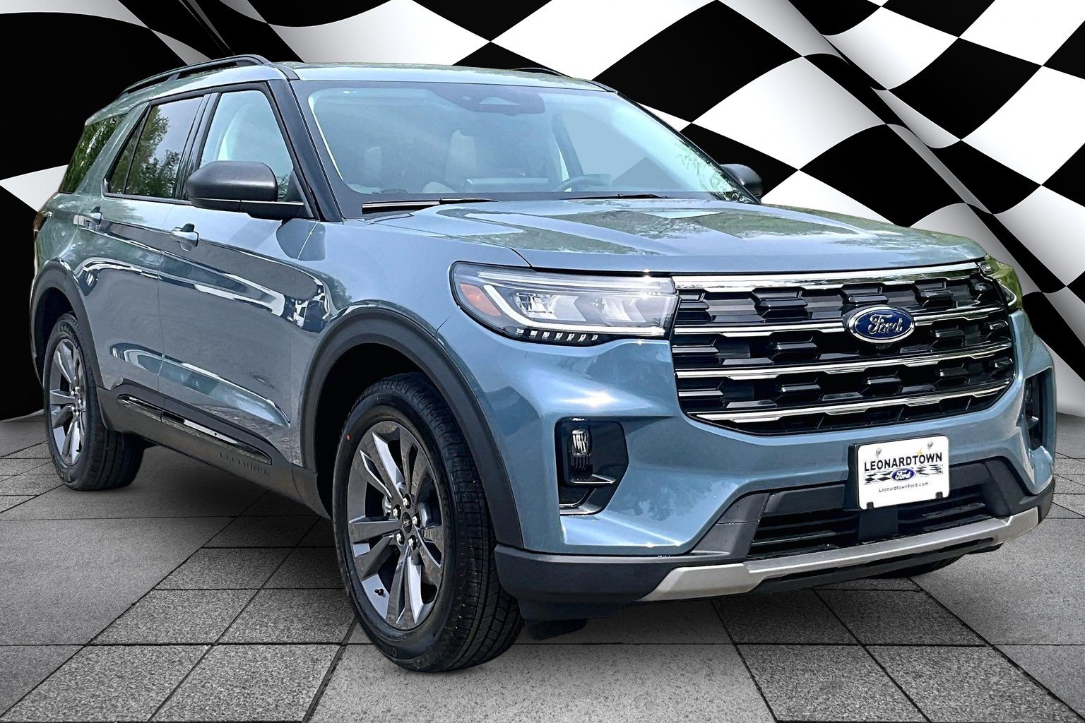 New 2026 Ford Explorer Active w/ Active Comfort Package AWD/4WD image 2