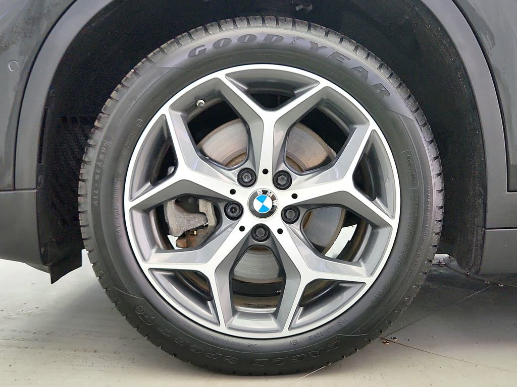 Used 2017 BMW X1 xDrive28i w/ Premium Package image 37