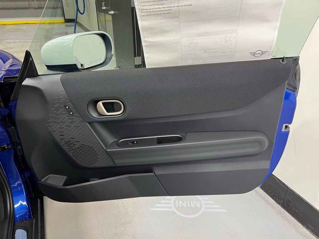 Certified 2025 MINI Cooper S image 21