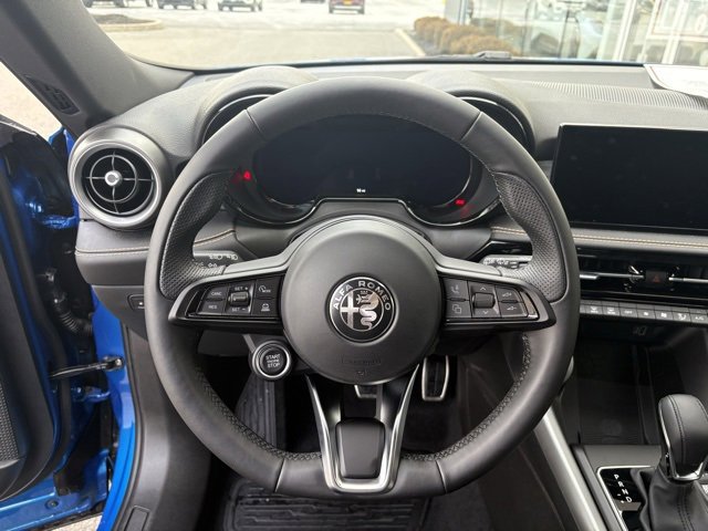New 2025 Alfa Romeo Tonale w/ Premium Package image 10
