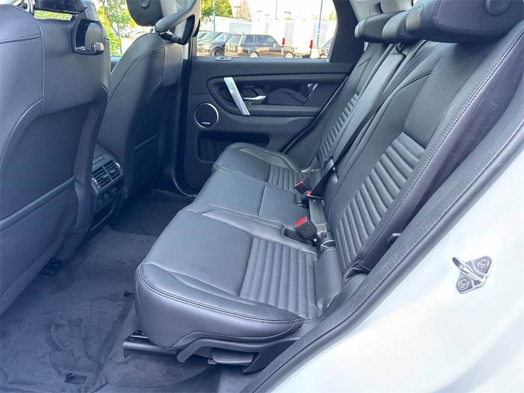 New 2025 Land Rover Discovery Sport S image 13
