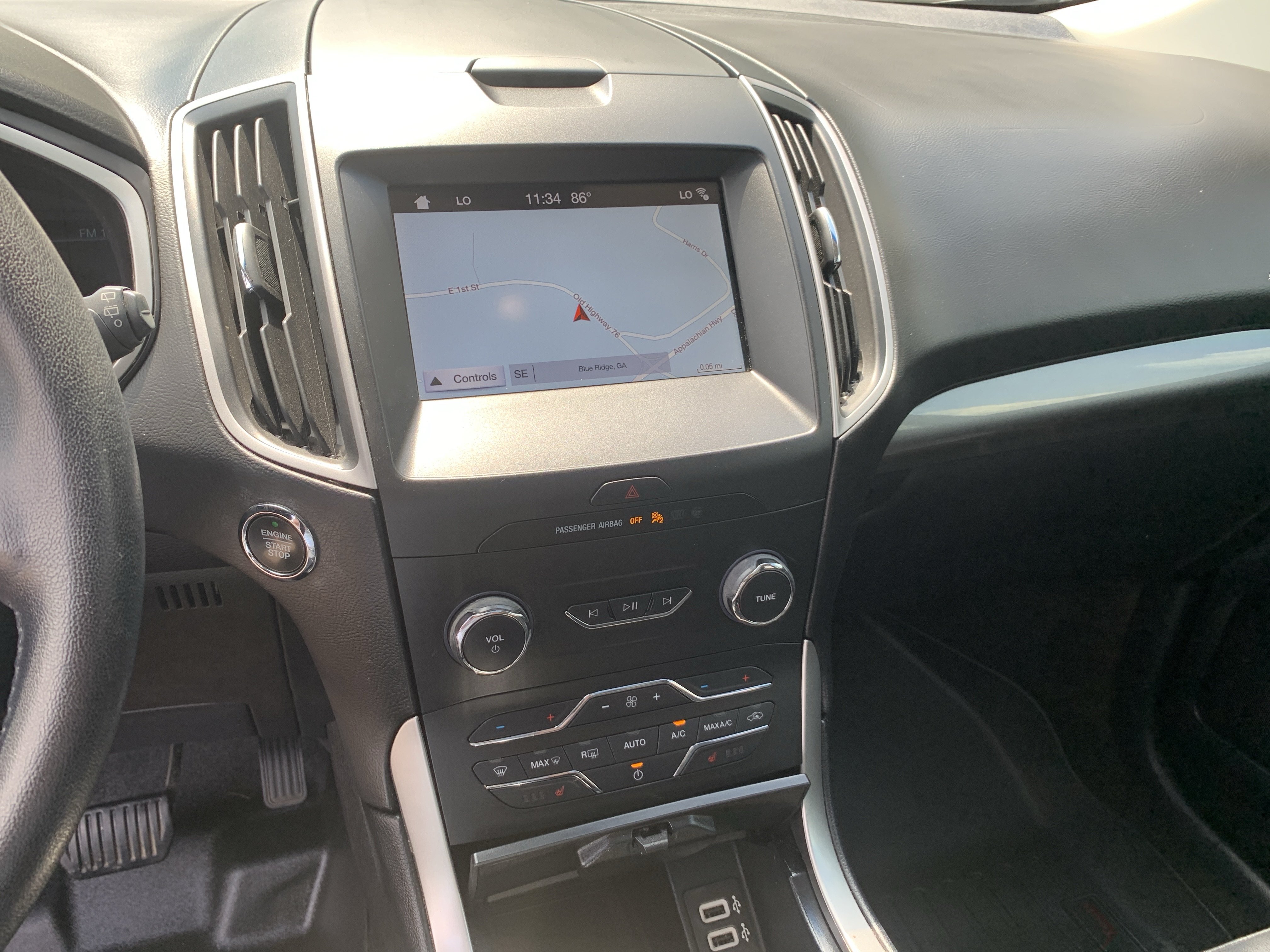 Used 2019 Ford Edge SEL w/ Equipment Group 201A AWD/4WD image 17
