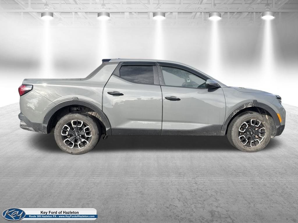 Used 2024 Hyundai Santa Cruz SE FWD image 9