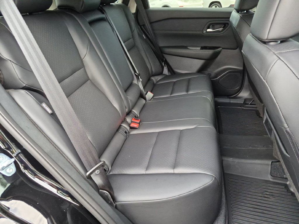 New 2026 Nissan Rogue Dark Armor AWD/4WD image 31