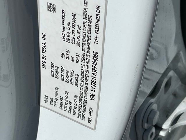 Used 2023 Tesla Model 3 Standard Range RWD image 2