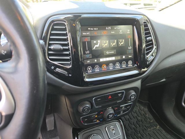 Used 2020 Jeep Compass Limited AWD/4WD image 16