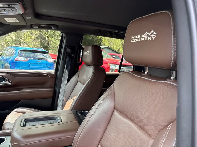 Used 2024 Chevrolet Tahoe High Country AWD/4WD image 18