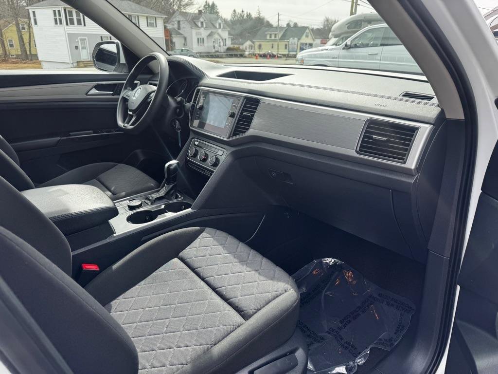 Used 2018 Volkswagen Atlas Launch Edition AWD/4WD image 16