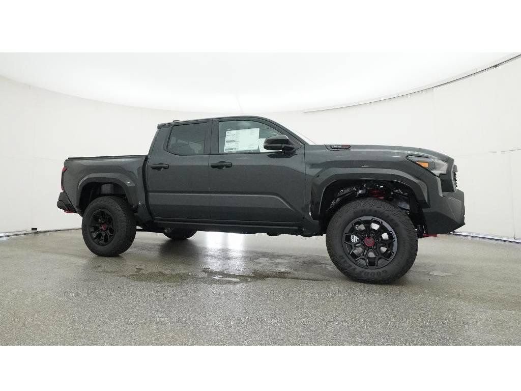 Used 2025 Toyota Tacoma TRD Pro w/ Tow Tech Package AWD/4WD image 34