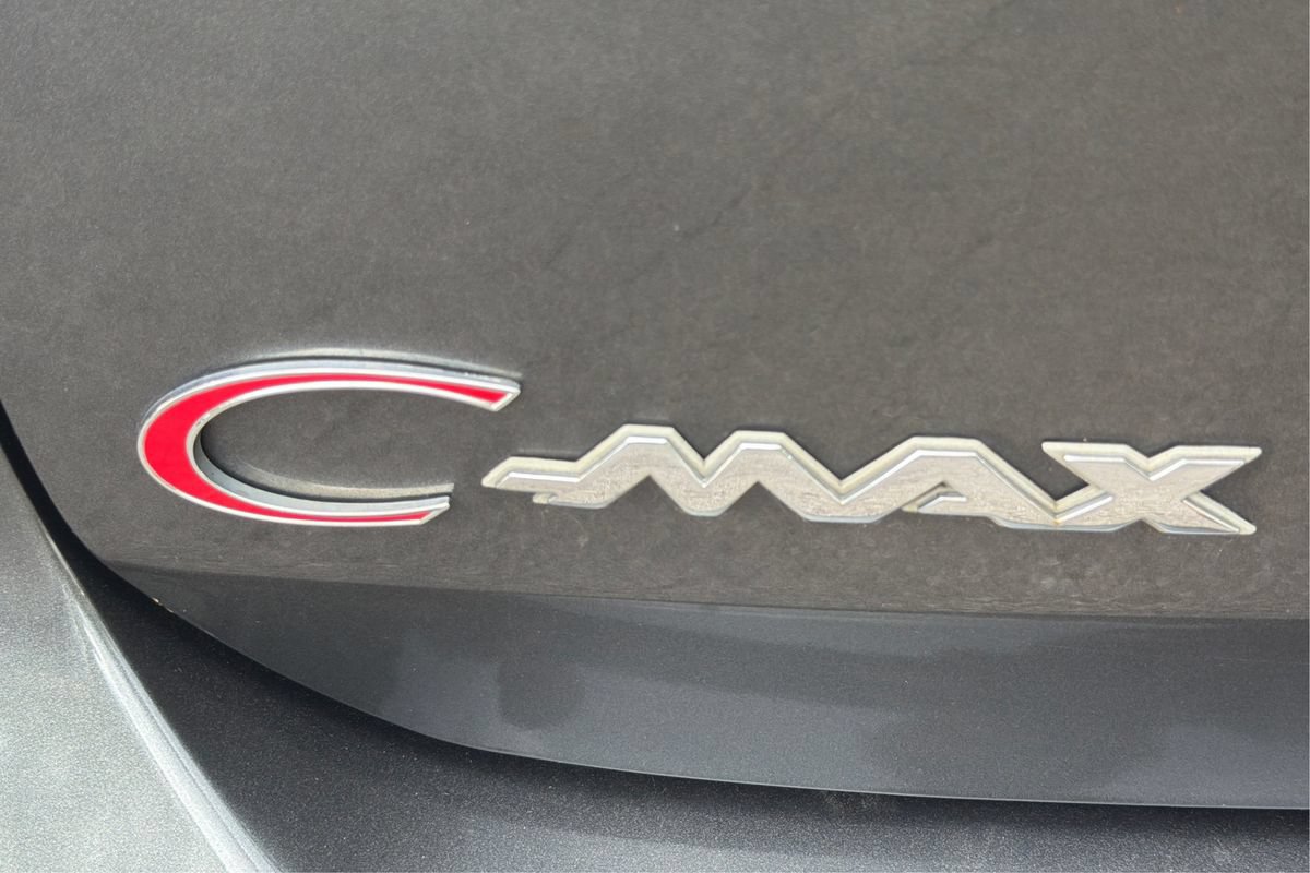Used 2018 Ford C-MAX SE w/ Equipment Group 201A FWD image 24