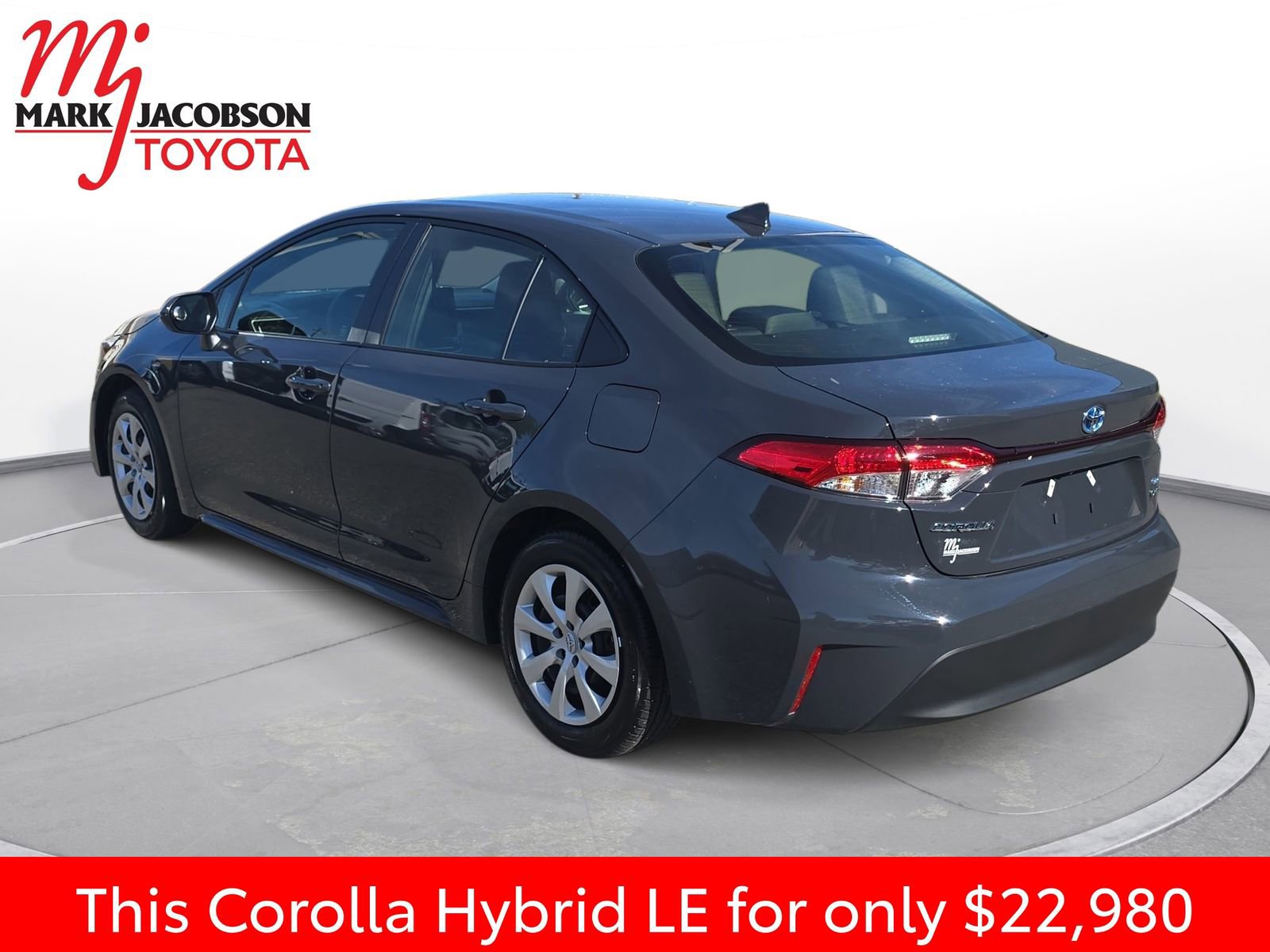 Used 2025 Toyota Corolla LE image 13