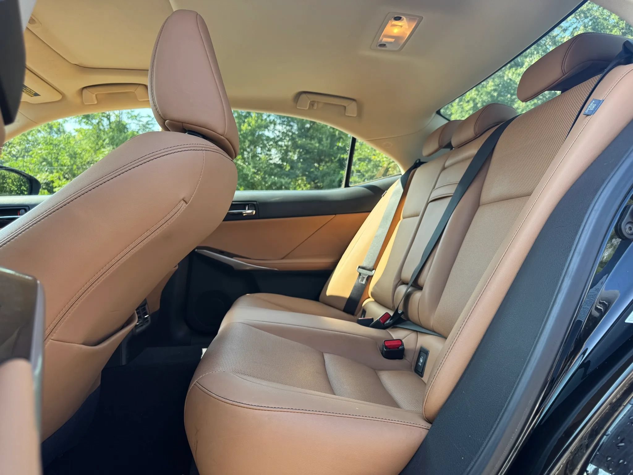 Used 2016 Lexus IS 350 w/ Navigation System Package RWD image 21