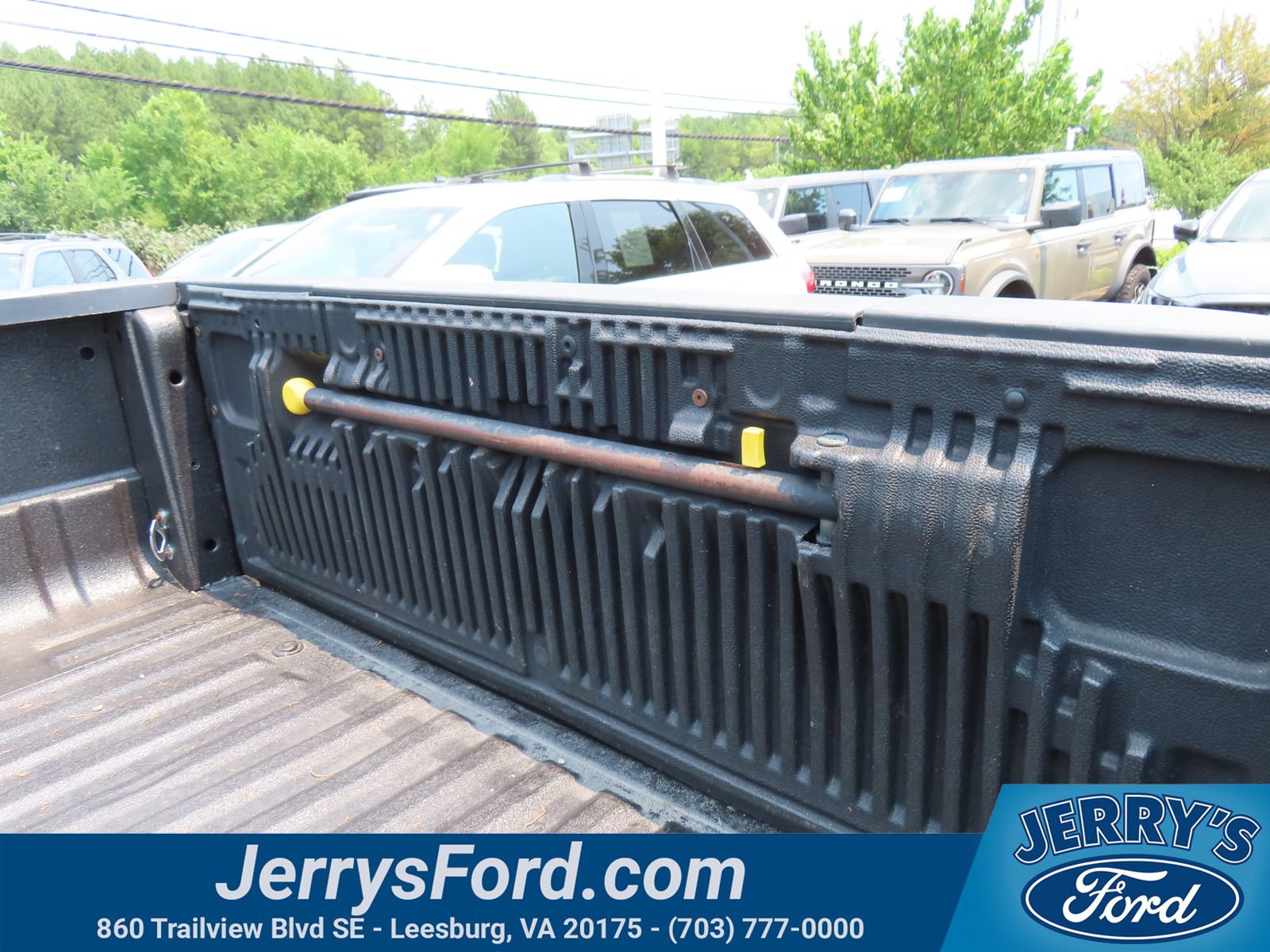 Used 2016 Ford F250 King Ranch w/ Snow Plow Prep Package AWD/4WD image 11