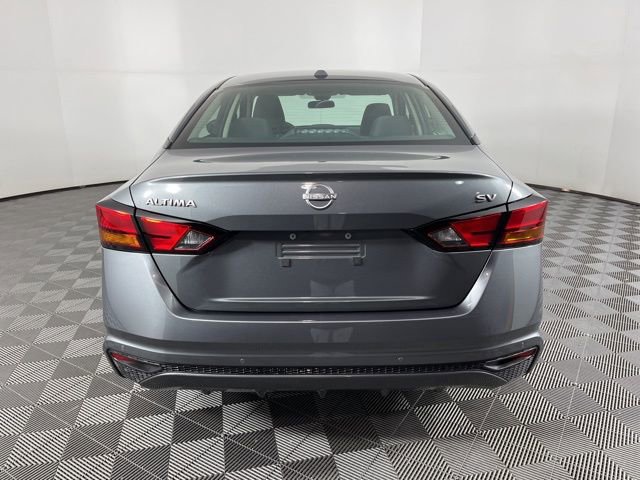 Used 2024 Nissan Altima 2.5 SV image 9