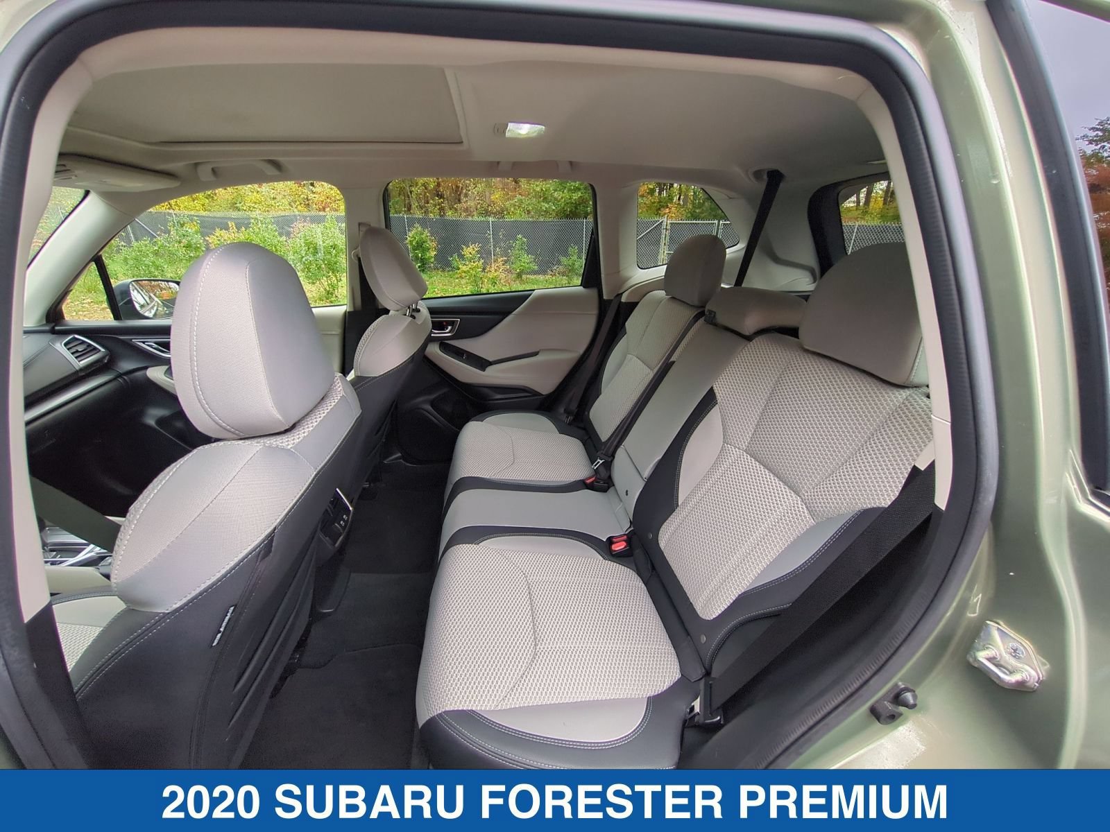 Used 2020 Subaru Forester Premium AWD/4WD image 30