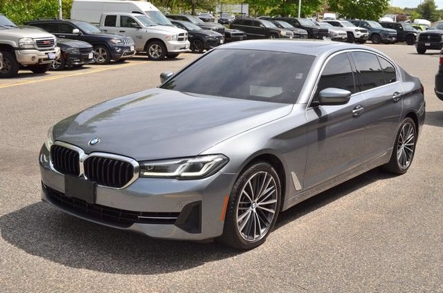 Used 2021 BMW 540i xDrive w/ Premium Package AWD/4WD image 4