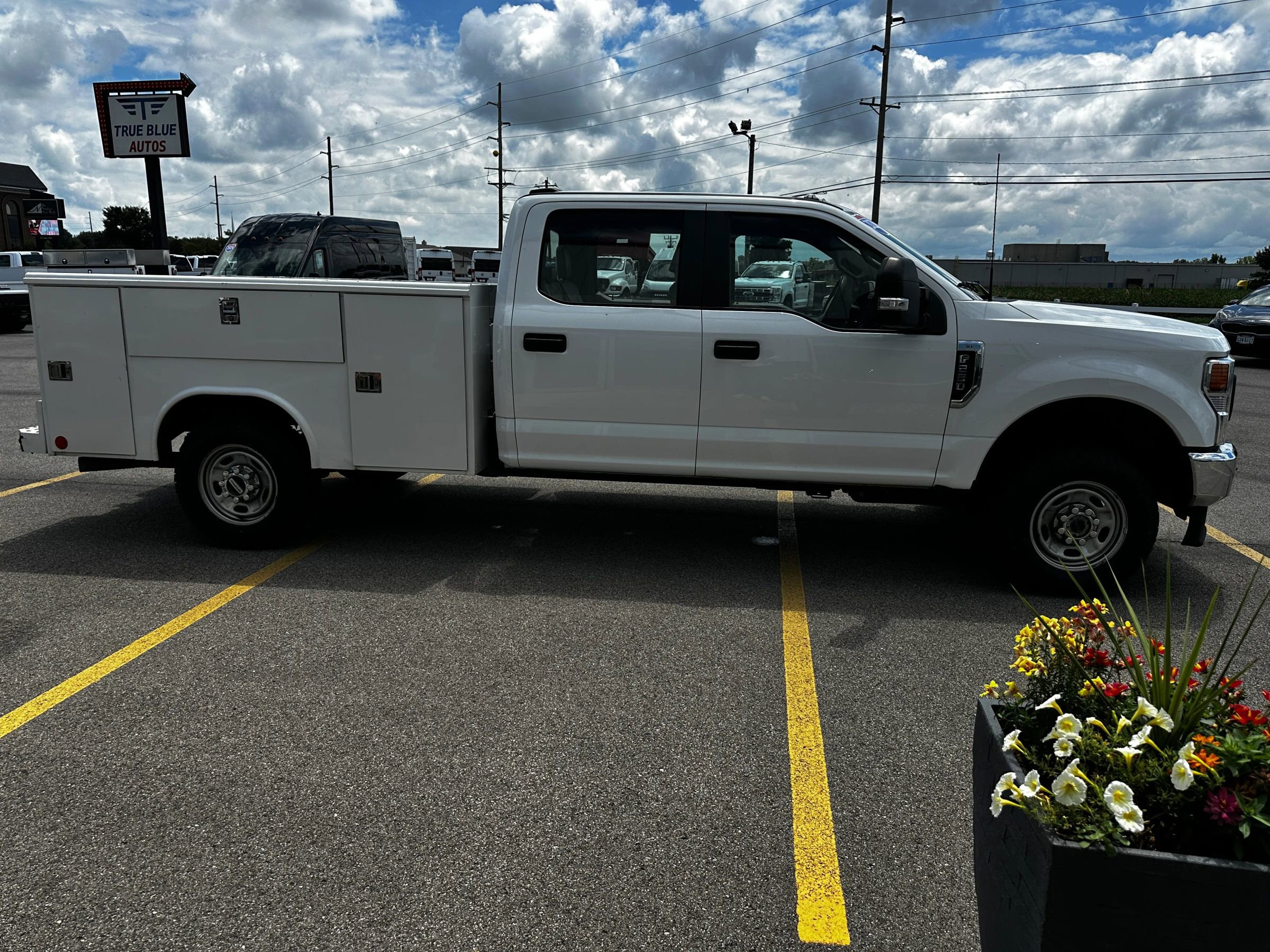 Used 2022 Ford F250 XL w/ Power Equipment Group image 13