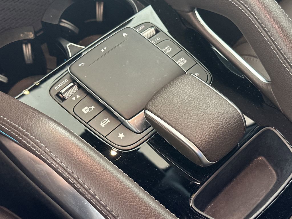 Used 2021 Mercedes-Benz GLE 450 4MATIC image 7