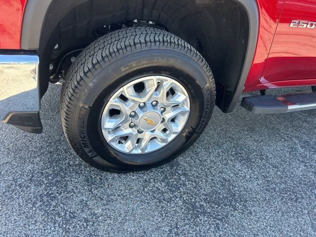 Used 2025 Chevrolet Silverado 2500 LTZ w/ LTZ Convenience Package image 10